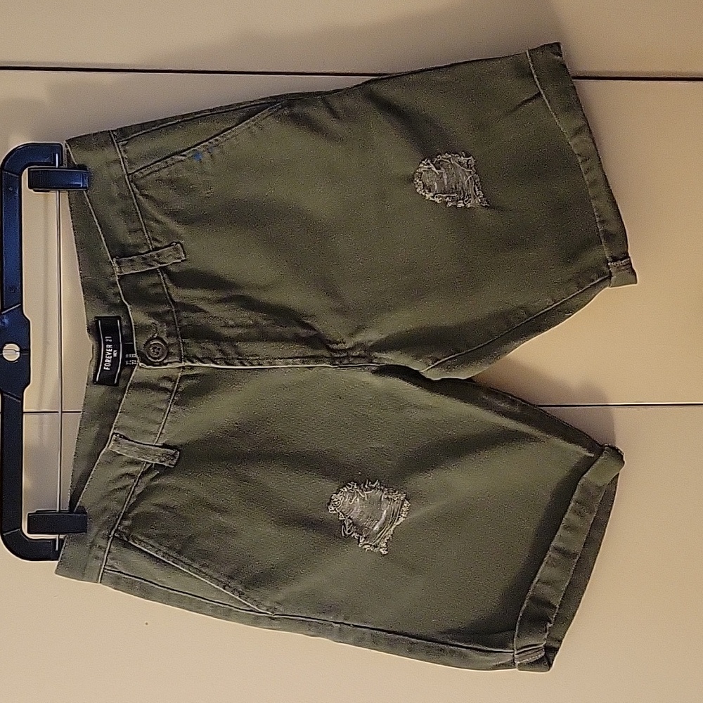 Mens Forever 21 green denim shorts